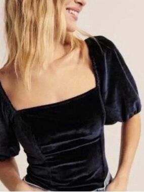 Abercrombie & Fitch Navy Velvet Square-Neck Puff Short Sleeve Top